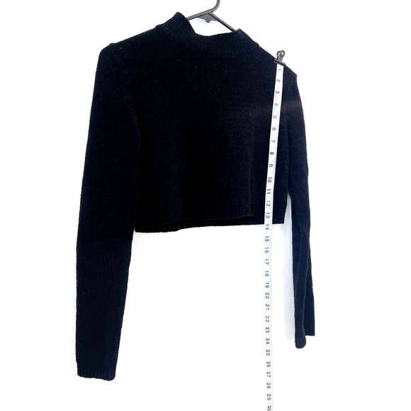 wild fable black turtleneck crop top - Picture 3 of 4